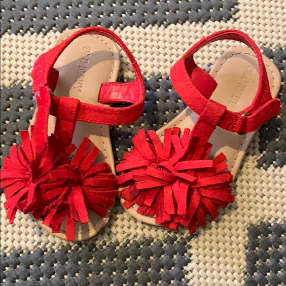 old navy pom pom sandals